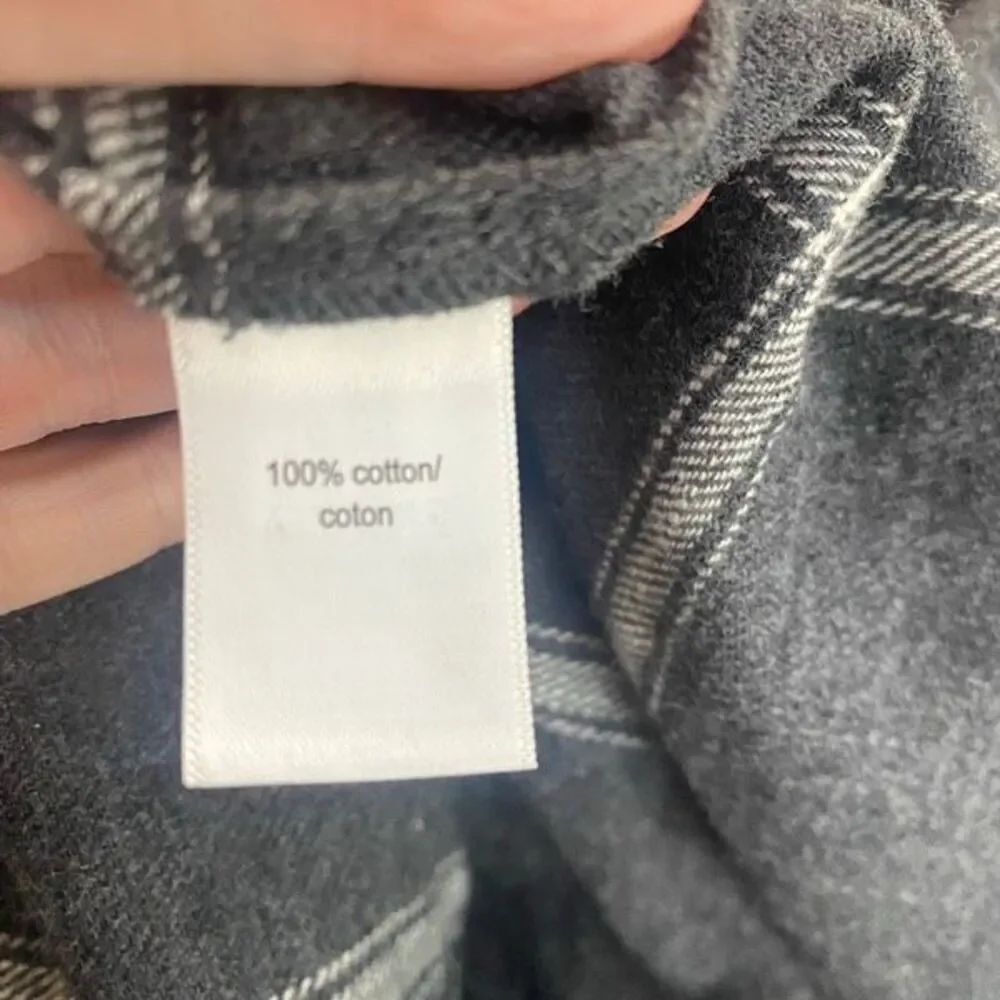 Maurices NwT gray button down flannel gray XS - Picture 5 of 7